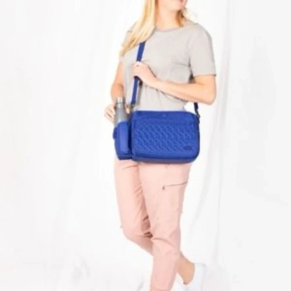 Lug Wings Quilted Flap Crossbody Rfid Bag Travel Organizer Teal - Picture 10 of 10